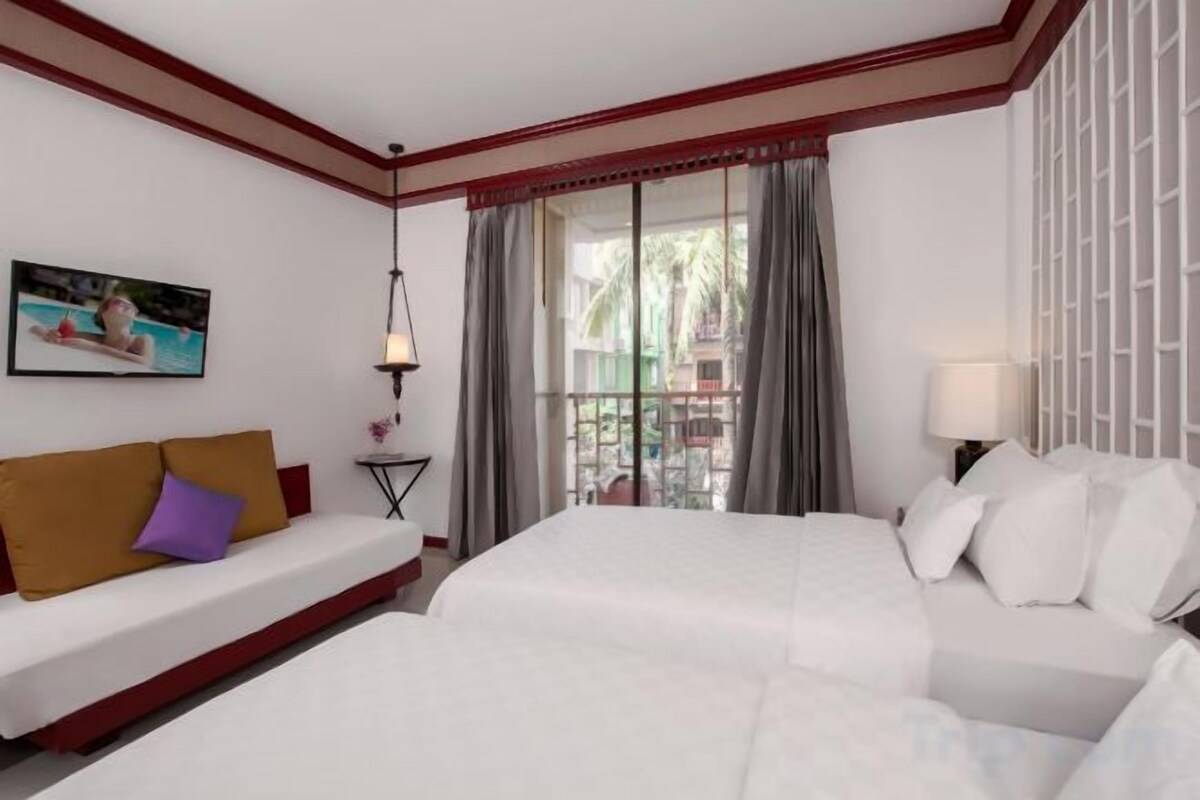 Blackout curtains, soundproofing, free WiFi, individually decorated