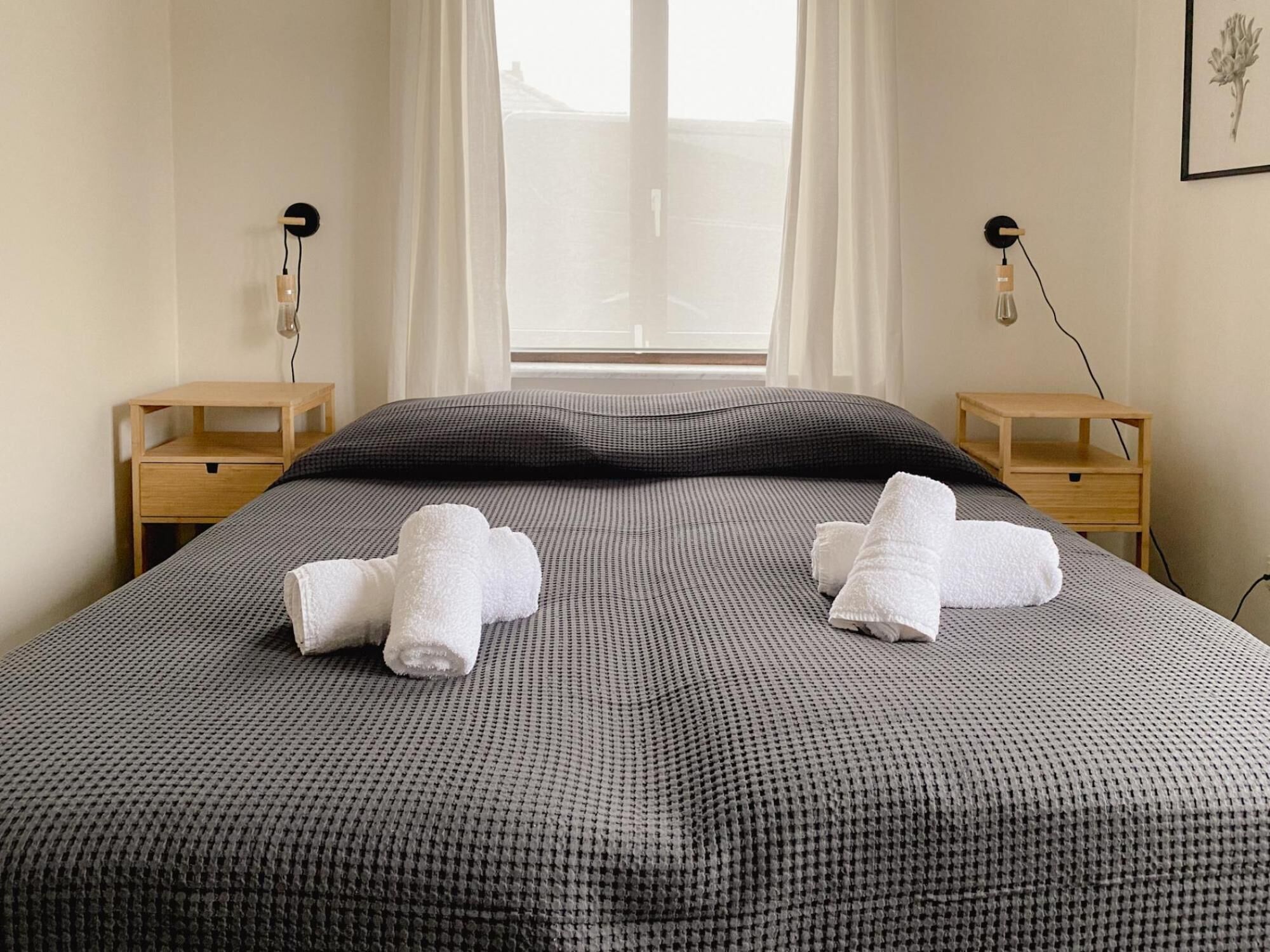 4 kamar tidur