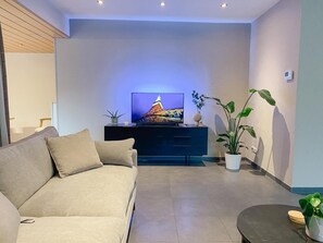 4 bedrooms - Beautiful Villa With Swimming Pool in Zonhoven (Zonhoven)