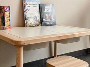 4 bedrooms - Beautiful Villa With Swimming Pool in Zonhoven (Zonhoven)