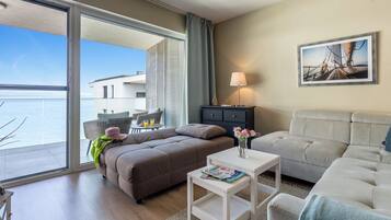 TV 21-inch có truyền hình cáp