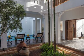 Indoor pool - Taavetti (Galle)