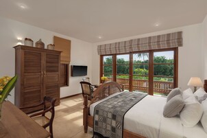Habitación ejecutiva doble, 1 cama de matrimonio grande, balcón, vistas a la ciudad | Sábanas italianas Frette y ropa de cama de alta calidad