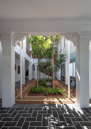 Front of property - Taavetti (Galle)