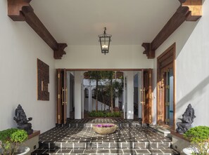Front of property - Taavetti (Galle)