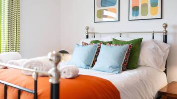 Desk, iron/ironing board, free WiFi, bed sheets