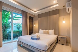 Deluxe Villa | 2 bedrooms, free minibar, in-room safe, iron/ironing board - Palm Oasis Pool Villa by Pattaya Holiday (Pattaya)