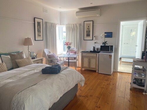 R&R Blue Diamond Luxury Studio Maryborough, Vic