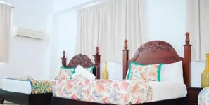 Chambre Standard avec lits jumeaux | 1 chambre, fer et planche à repasser, accès au Wi-Fi (inclus)