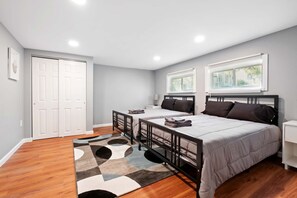 3 chambres, bureau, fer et planche à repasser, Wi-Fi gratuit