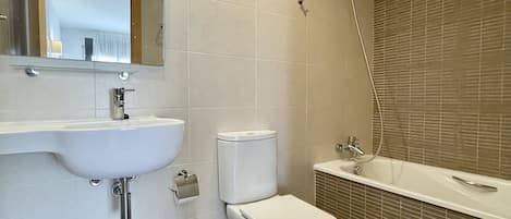Bathtub