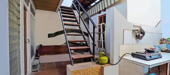 OYO Life 92651 Meir E-homestay Syariah