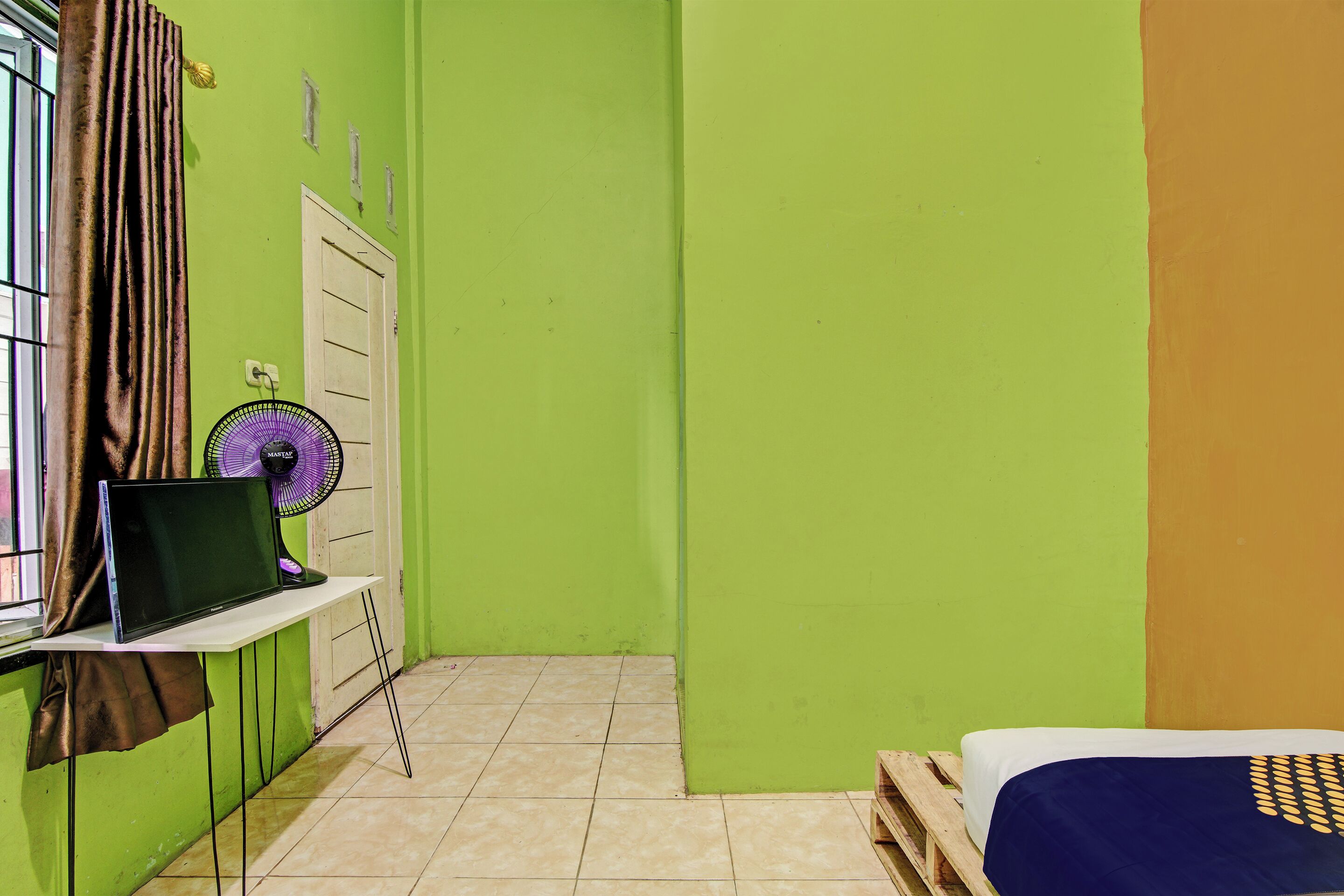 Foto - Hotel O Penginapan Syafira Near Perumahan Mustamindo Permai 1