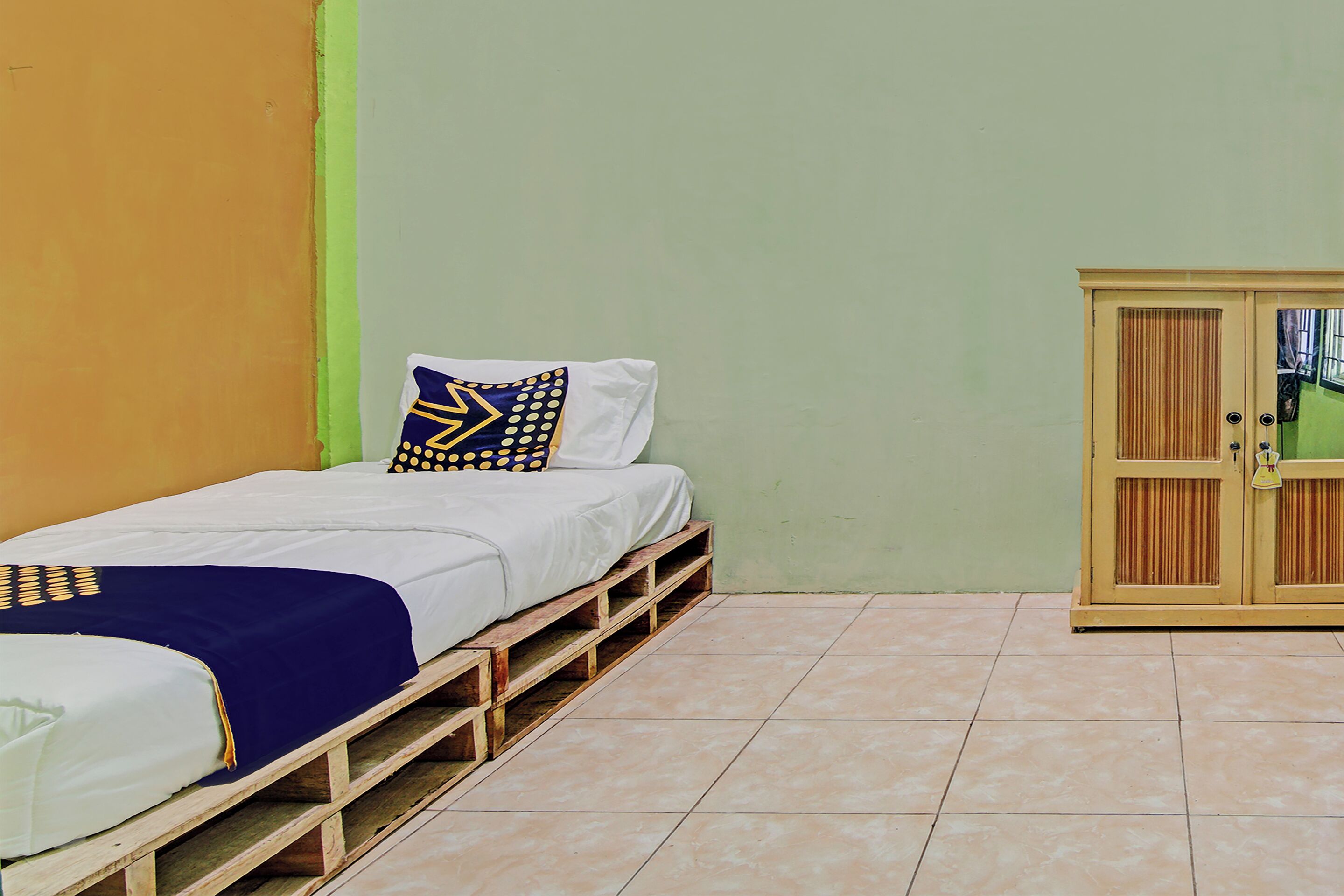 Foto - Hotel O Penginapan Syafira Near Perumahan Mustamindo Permai 1