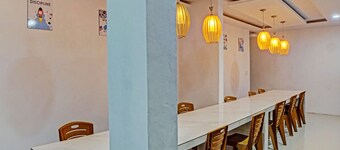 OYO 92721 Planet Guest House Syariah