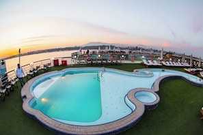 Alberca al aire libre