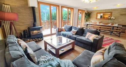 Chalet le refuge on the Alpe d'Huez ski area