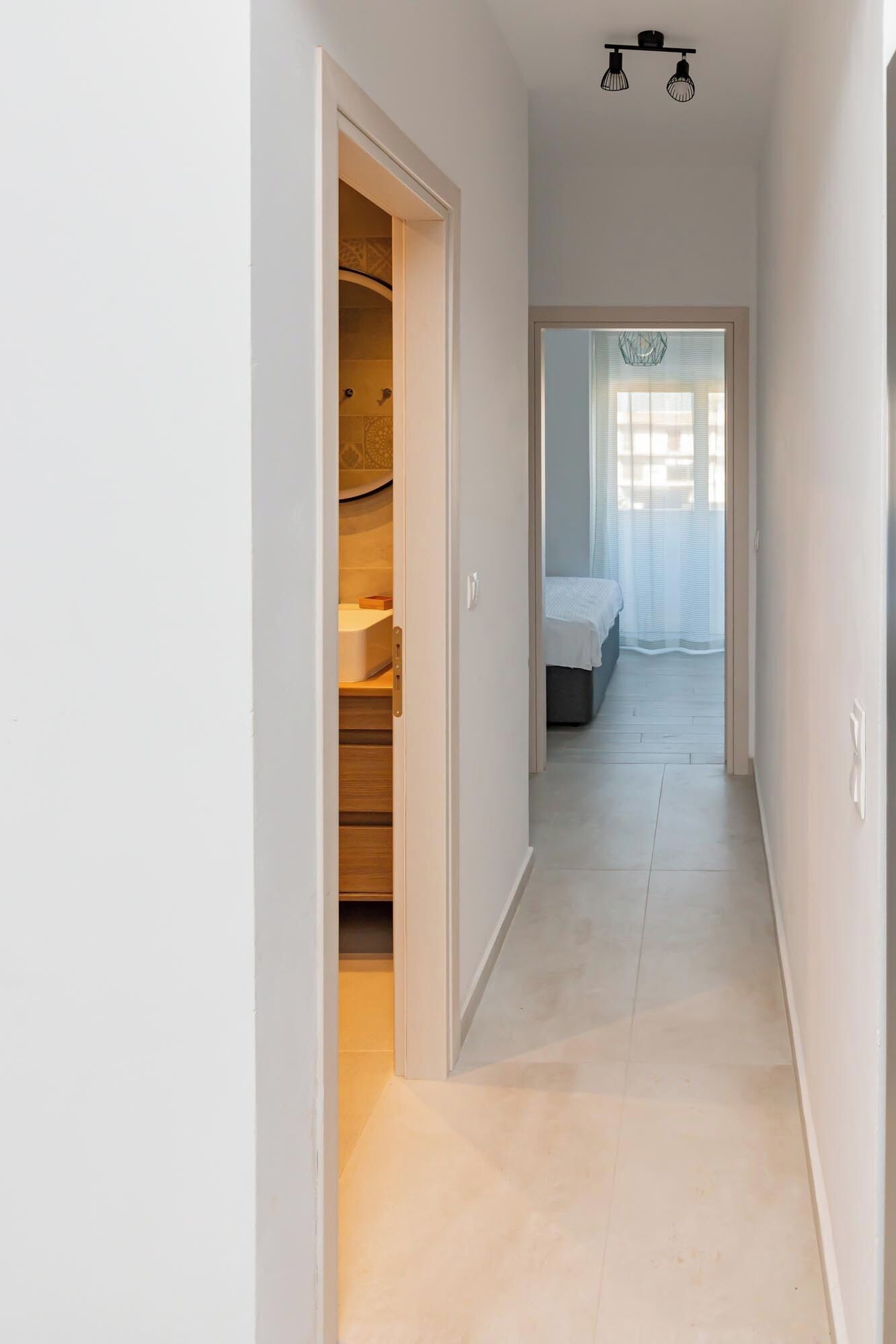 2 chambres, fer et planche à repasser, Wi-Fi gratuit, draps fournis