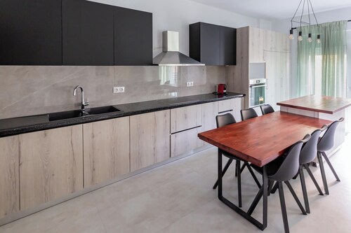 Rhodes City Center Apartments, Apartment