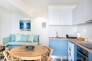 Interior - Apartment 'Stella's Studio' with Shared Terrace, Wi-Fi and Air Conditioning (Galissas)