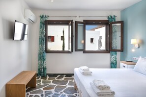 1 bedroom, free WiFi, bed sheets - Apartment 'Stella's Studio' with Shared Terrace, Wi-Fi and Air Conditioning (Galissas)