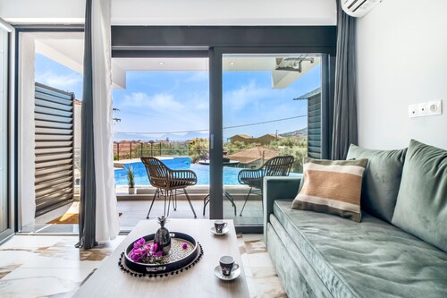 Einzimmerapartment 'Oceanida Afrodite Lyxury Suite' mit Meerblick, WLAN und Klimaanlage