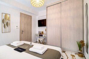 Bügeleisen/Bügelbrett, kostenloses WLAN, Bettwäsche