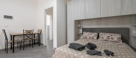 2 camere, Wi-Fi gratuito, lenzuola