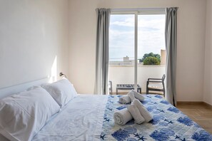 2 sovrum, strykjärn/strykbräda, gratis wi-fi och sängkläder