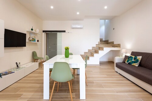 Holiday Home "Sefy Mare a Selinunte" with Sea View, Balcony & Wi-Fi
