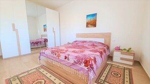 1 quarto, roupa de cama