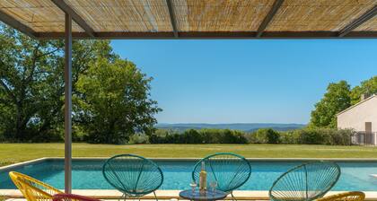 Villa 'La Déboulière' avec piscine privée, Wi-Fi et climatisation