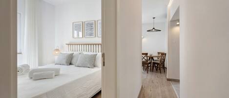 2 chambres, fer et planche à repasser, Wi-Fi gratuit, draps fournis