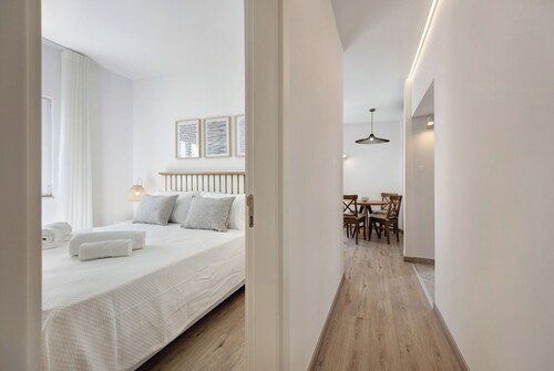 Apartment 'Old Town Apartments City View' with Balcony, Wi-Fi and Air Conditioning