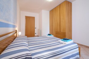 1 chambre, Wi-Fi gratuit, draps fournis