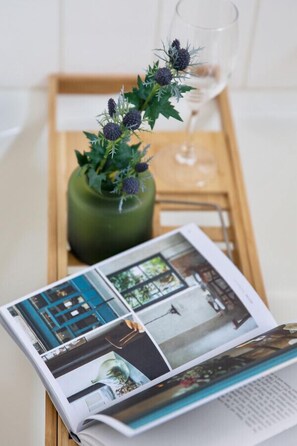 Interior detail - The Elsternwick Abode (Elsternwick)