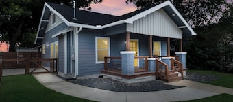 New! Downtown family getaway!