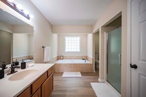 مجففات شعر، مناشف