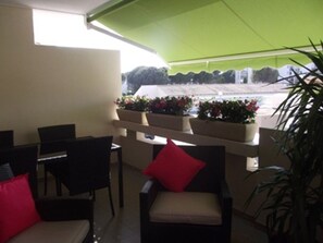 Interior - Seaside Apartment with Pool, A/C, and Garage - Sleeps 6, Port Camargue (Port Camargue)