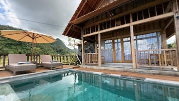 Vila, kolam renang pribadi | Pemandangan dari kamar