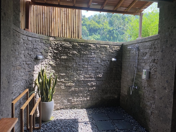 Deluxe Double Room, Garden View