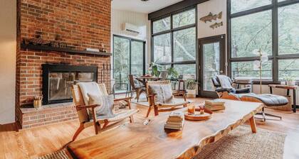 The Treehaus midcentury retreat + Mad River access