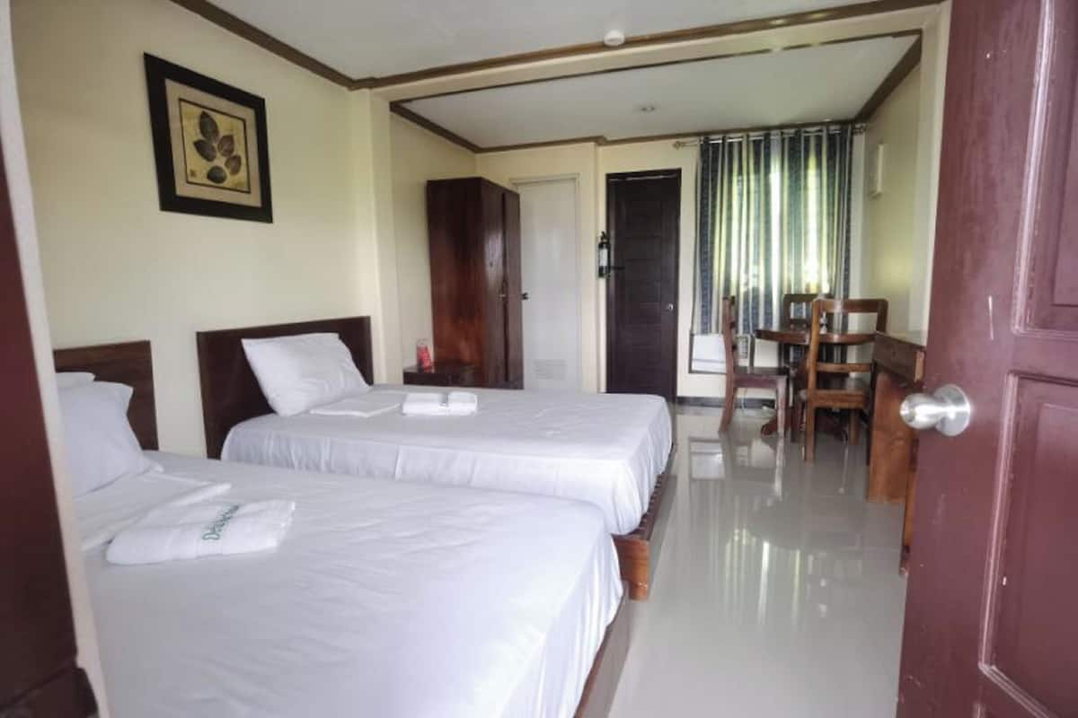 1 bedroom, rollaway beds, bed sheets