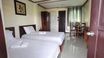 Rollaway beds, bed sheets
