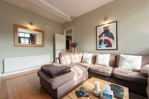 Smart TV, video games, DVD player, music library
