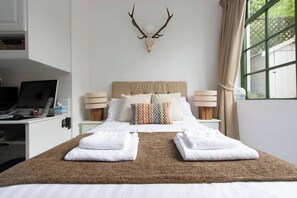 1 غرفة نوم ومكتب ومكواة/لوح كي وواي فاي مجانًا