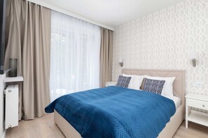 2 多间卧室、熨斗/熨衣板、WiFi、床单