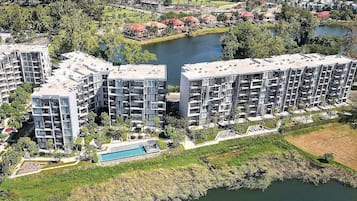 Reka bentuk bangunan