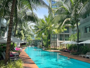 Sun deck