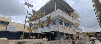 โรงแรม โอ วิสมา ปุนดู ซารีอะห์ ใกล้ กานตอร์ ชามัต โกตา เบซี